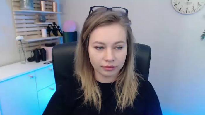 bambiHOLLY