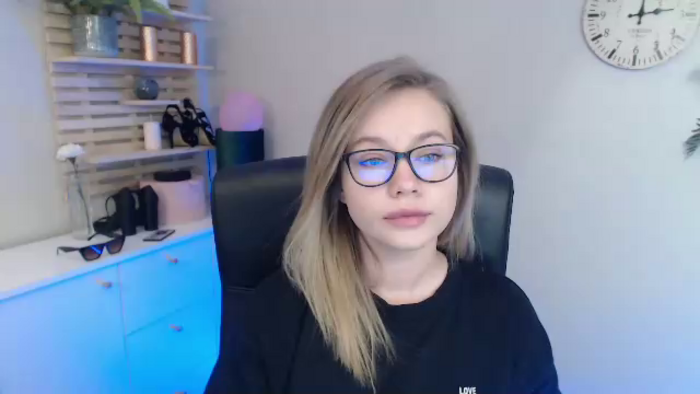 bambiHOLLY