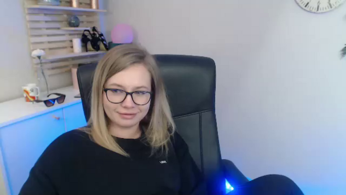 bambiHOLLY