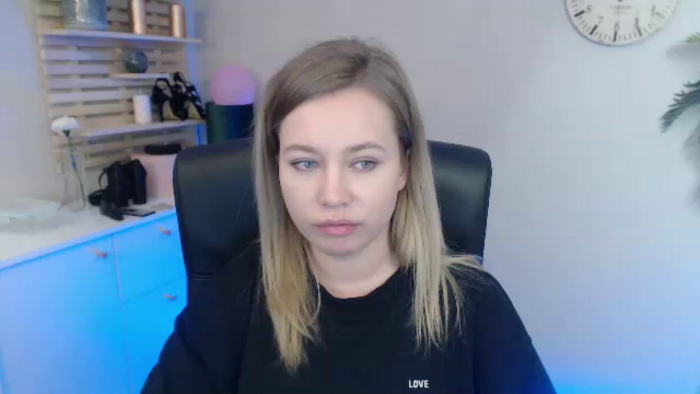 bambiHOLLY