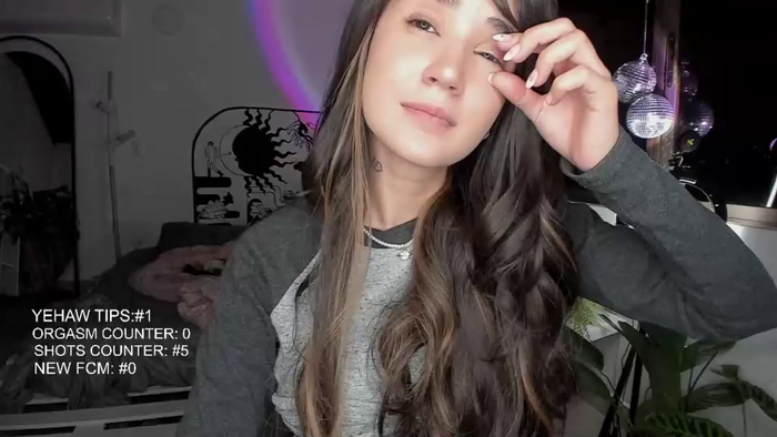 lonelly_lolly98