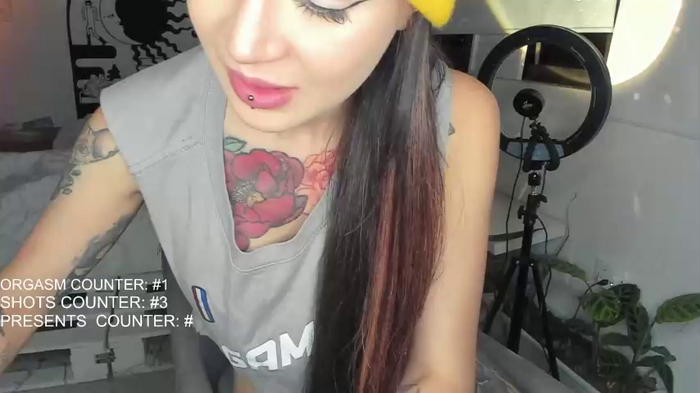 lonelly_lolly98