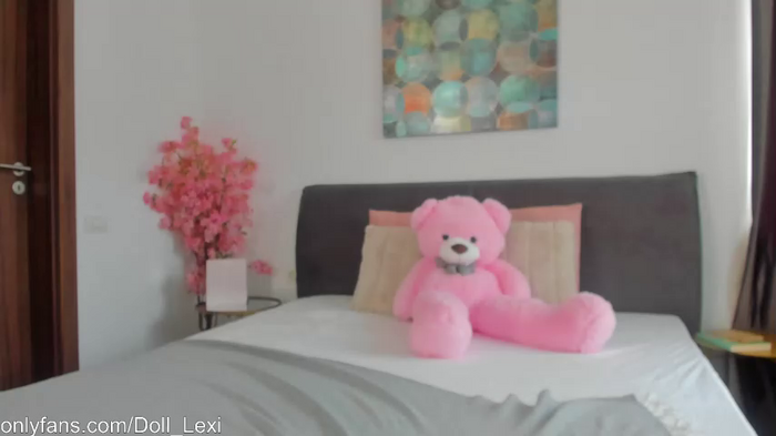 doll_lexi