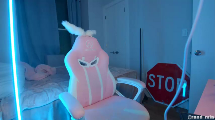aynmarie
