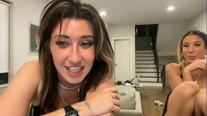 sluttylilsister