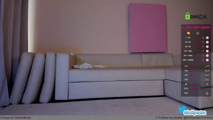 hollyextra