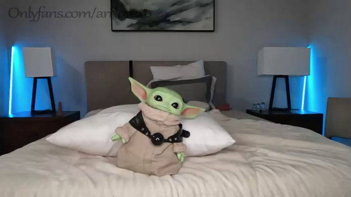 ari_lovexo