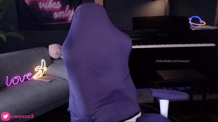 uwuxo