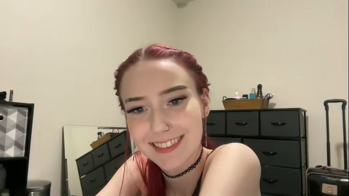 petite_scarlettt