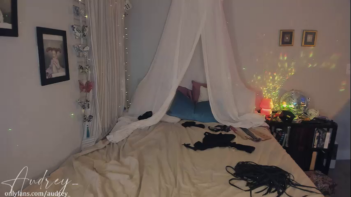 audrey_