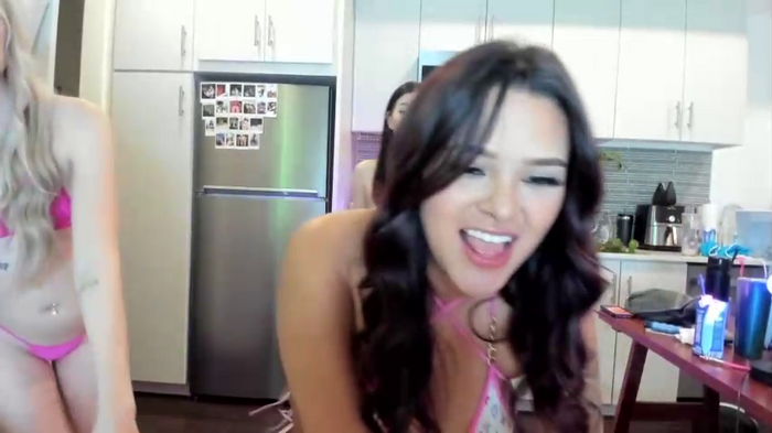 zoey_jade