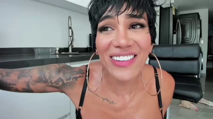 sweetlaurasaenz