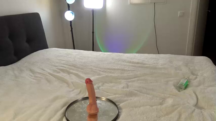 blondehottiek
