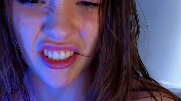 _demi_dee_