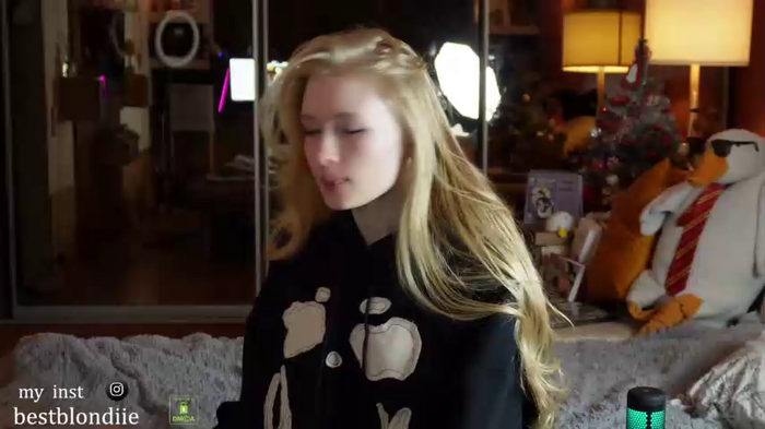 bestblondiiecb