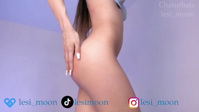lesi_moon