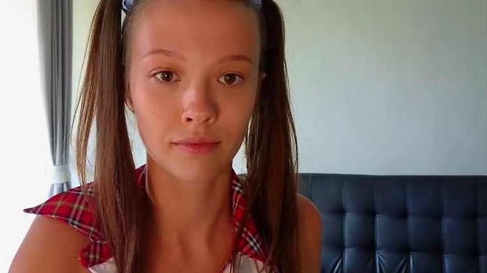 _demi_dee_