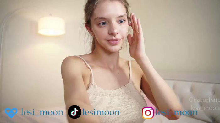 lesi_moon