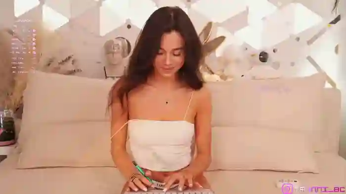 2024/03/18/chaturbate-taanni_bc-01-20-59