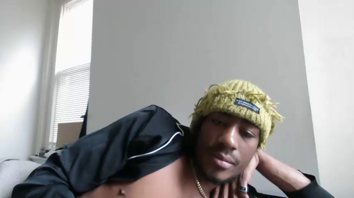 mrlongnstrongg