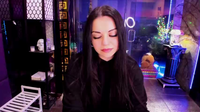 alma_pearl