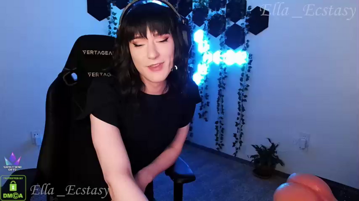 ella_ecstasy