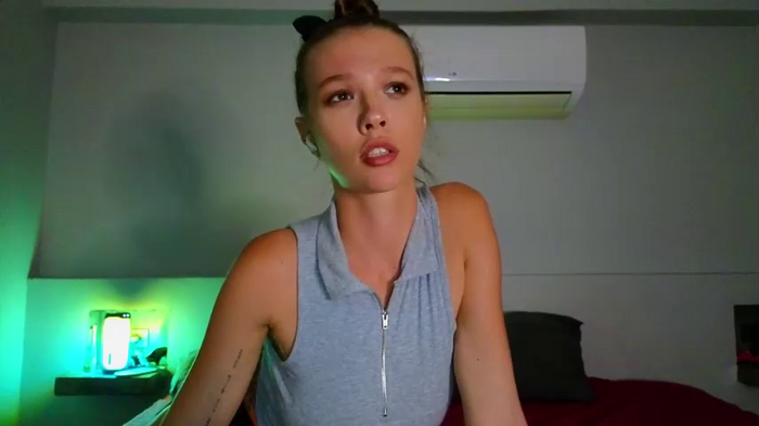 _demi_dee_