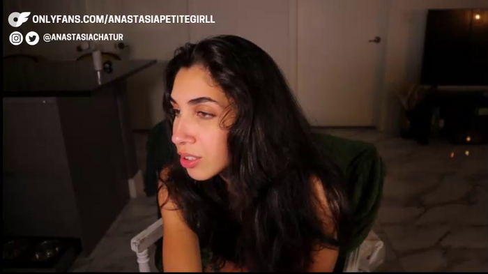 anastasiapetitegirll
