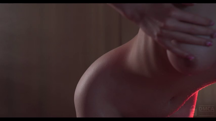 sophia_lean