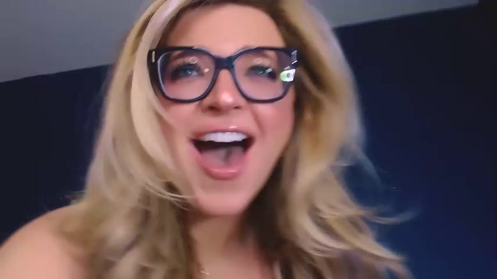 kellynicolexoxo