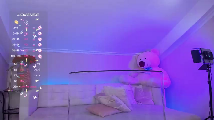 adalyn_glow
