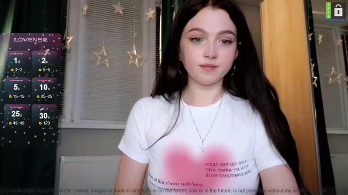 small_blondee