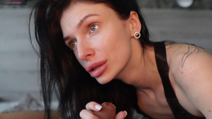alexa_alex_liepa
