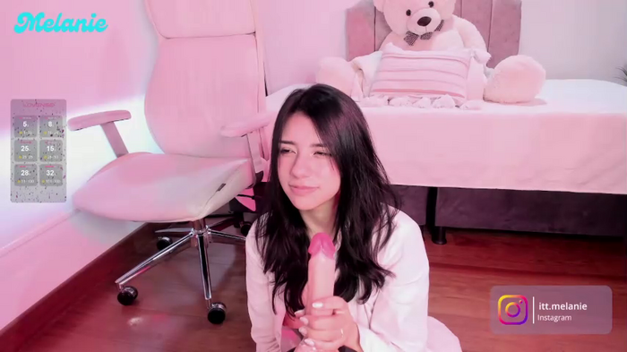 melanie_owo