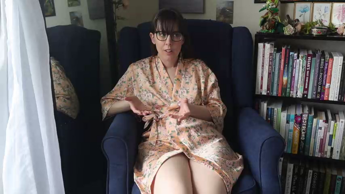 ellynaomi
