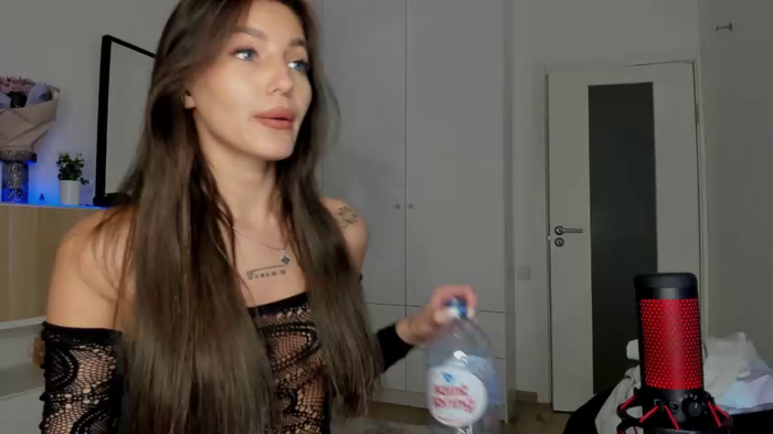 xxx_leila