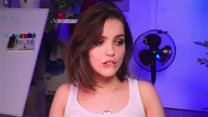 emiliacourtney