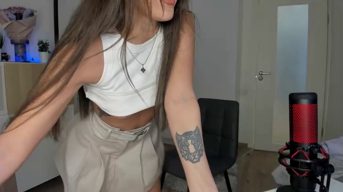 xxx_leila