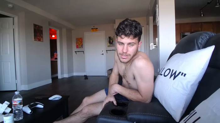 wentbrokeonstrippers