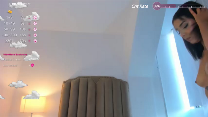 emma_torres__