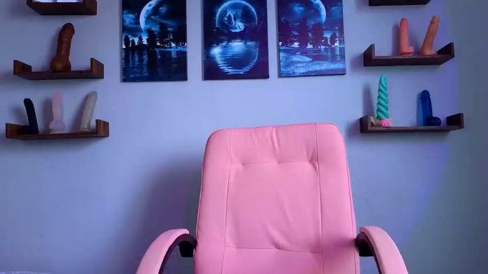 macey_hairy