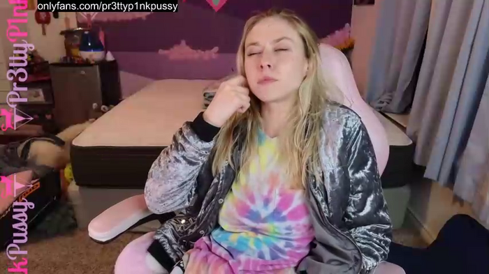 pr3ttyp1nkpussy