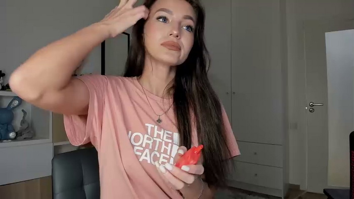 xxx_leila