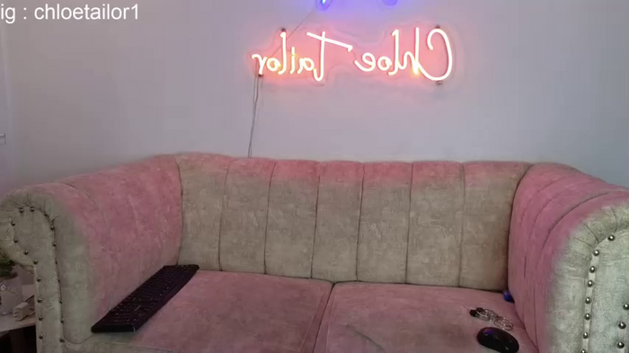 chloe_tailor_