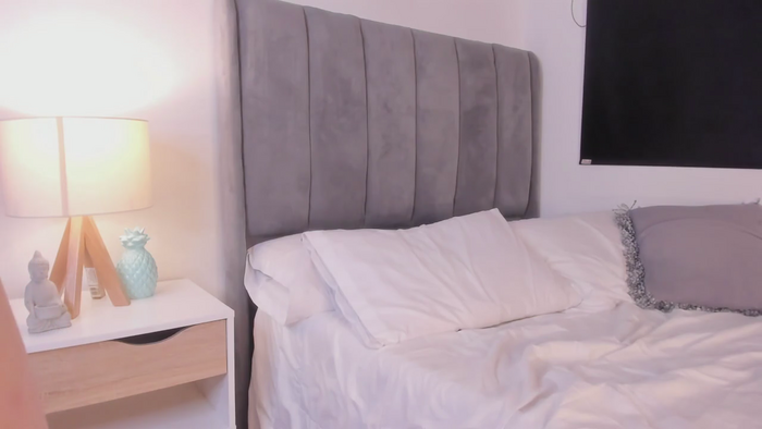 MiaFranklyn