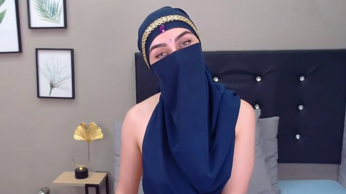 aliah-manzur