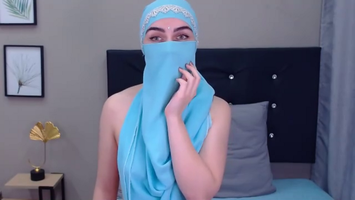 aliah-manzur