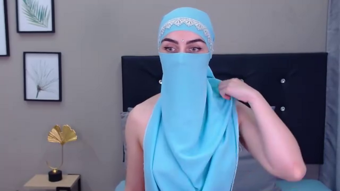 aliah-manzur