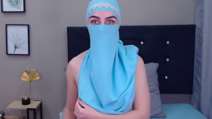 aliah-manzur