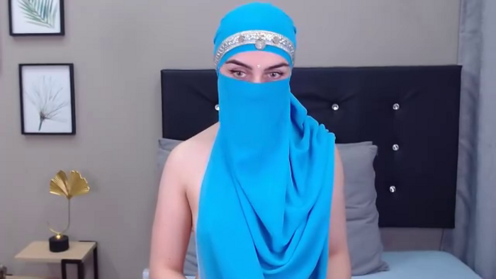aliah-manzur
